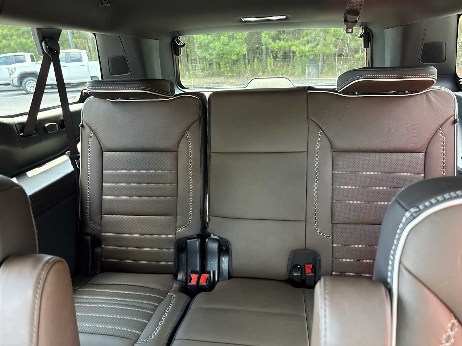 2026 GMC Yukon XL Denali Ultimate - Photo 19