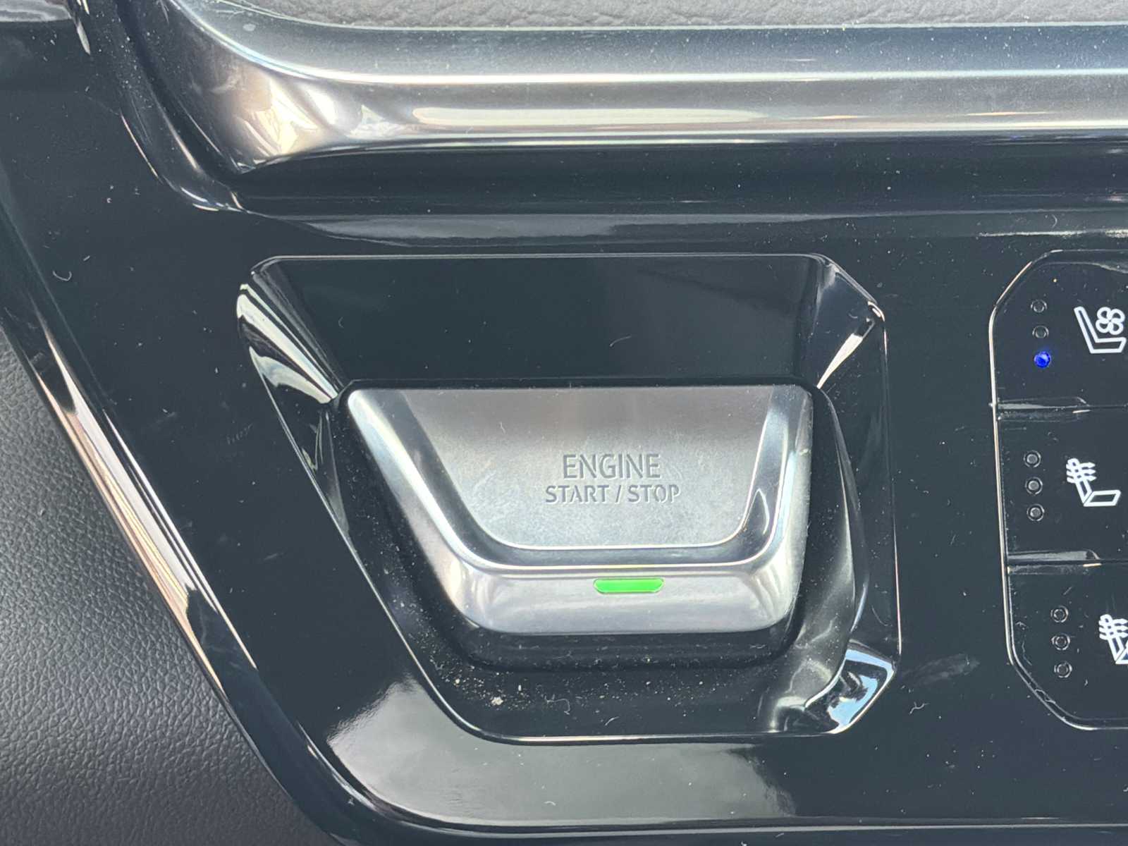 2025 GMC Sierra 2500HD Denali - Photo 8