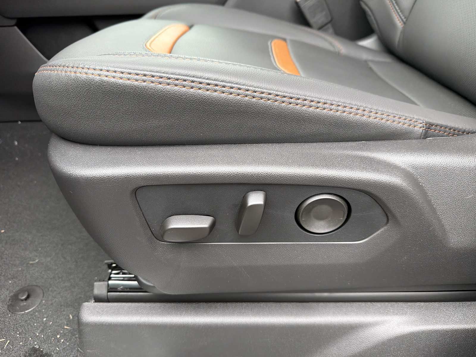 2026 GMC Sierra 2500HD AT4 - Photo 20
