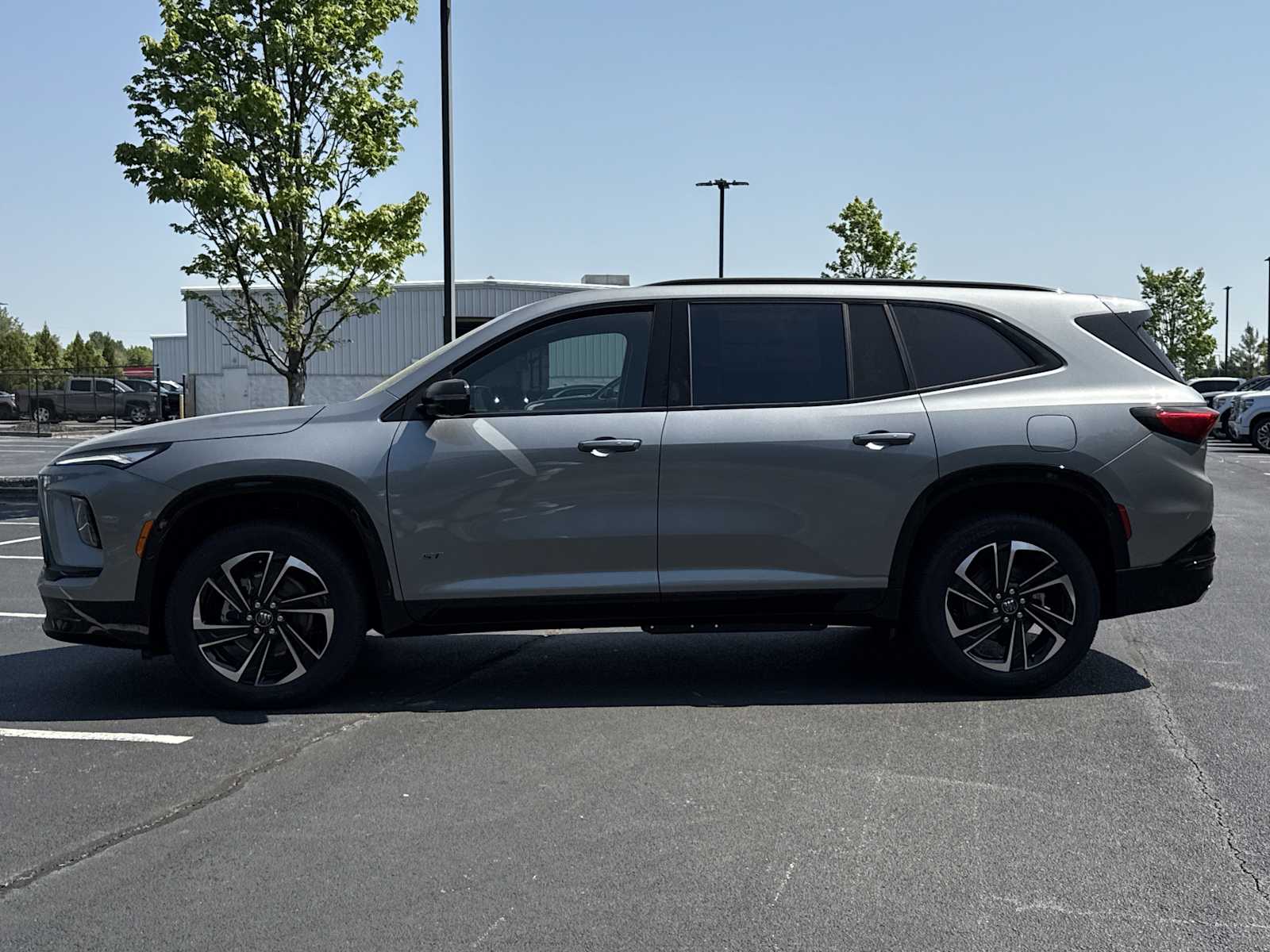 2026 Buick Enclave Sport Touring - Photo 27