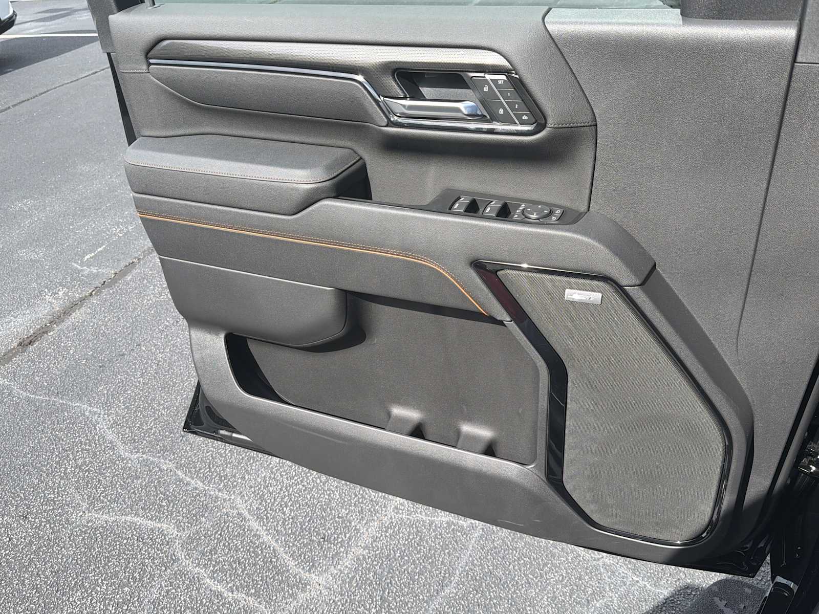 2026 GMC Sierra 2500HD AT4 - Photo 13