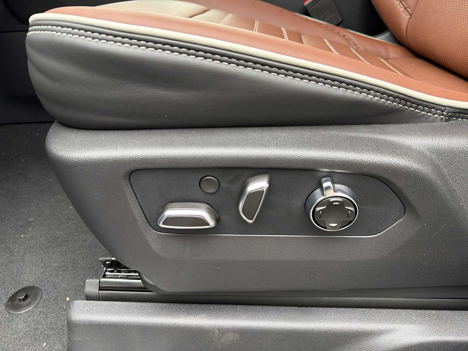 2026 GMC Sierra 2500HD Denali Ultimate - Photo 22