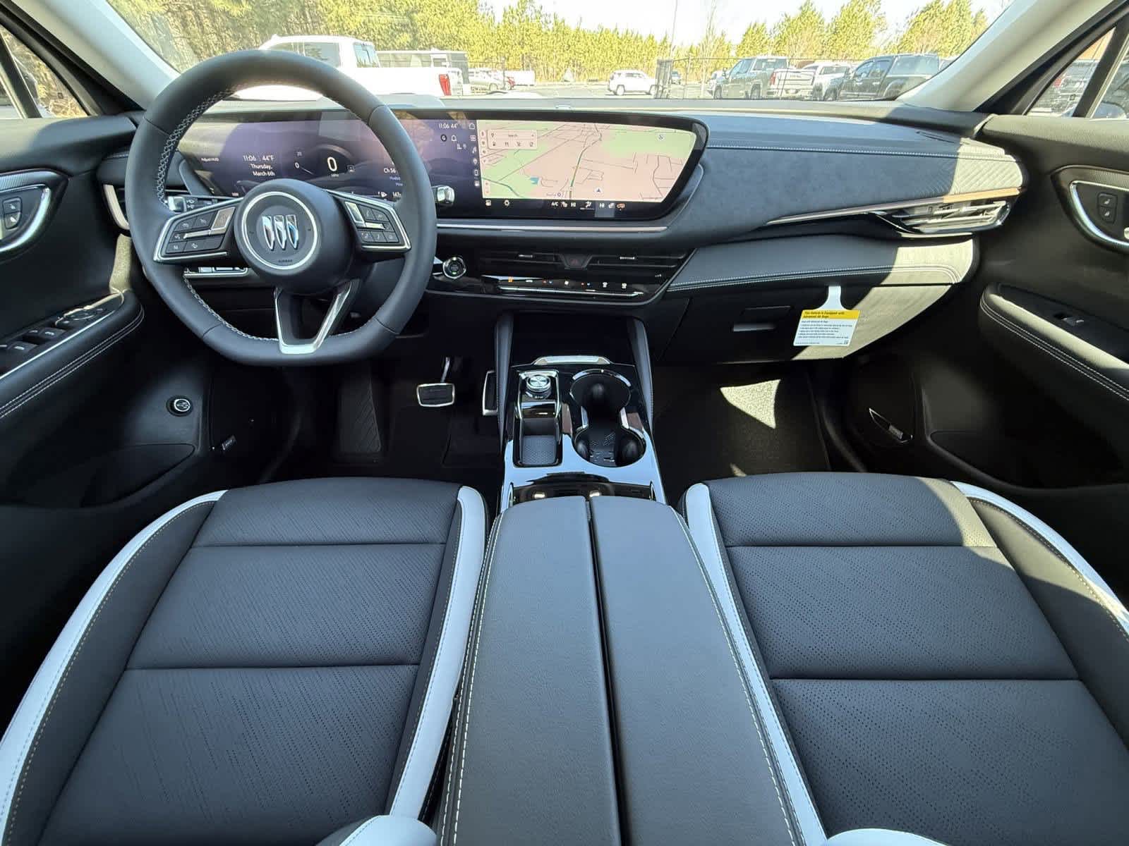 2025 Buick Envision Sport Touring photo 2