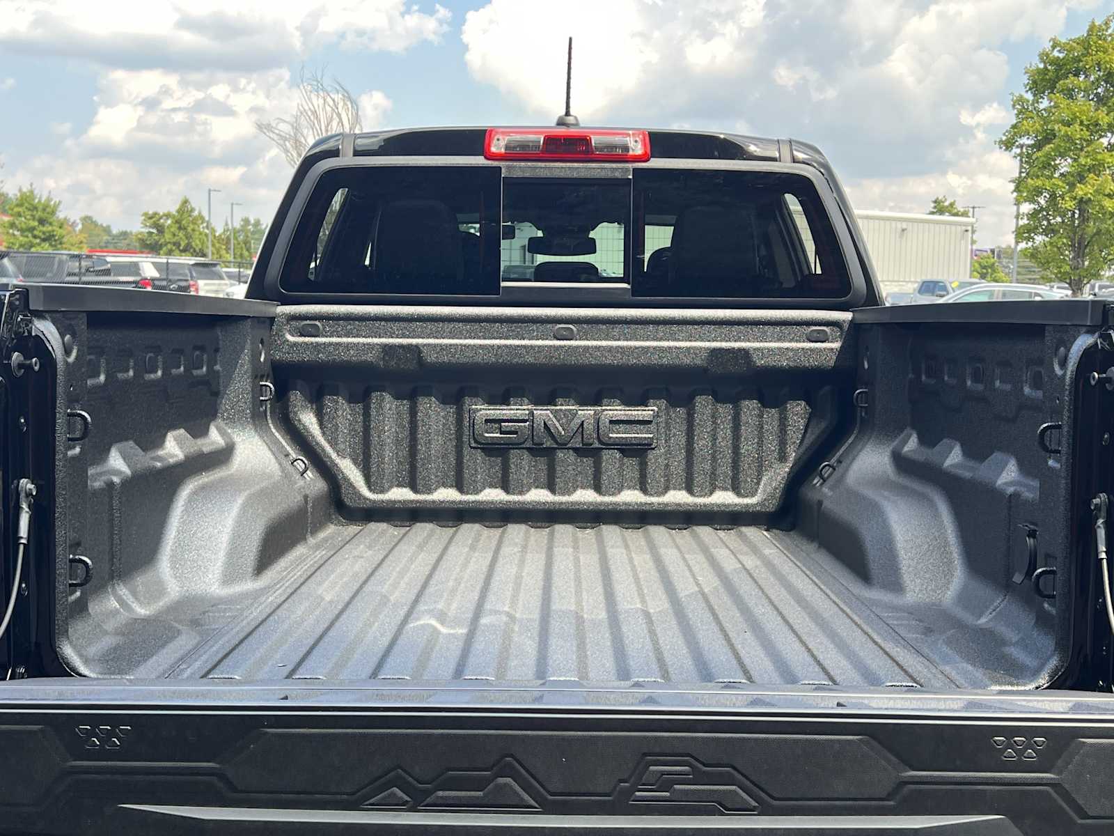 2026 GMC Canyon Elevation - Photo 21