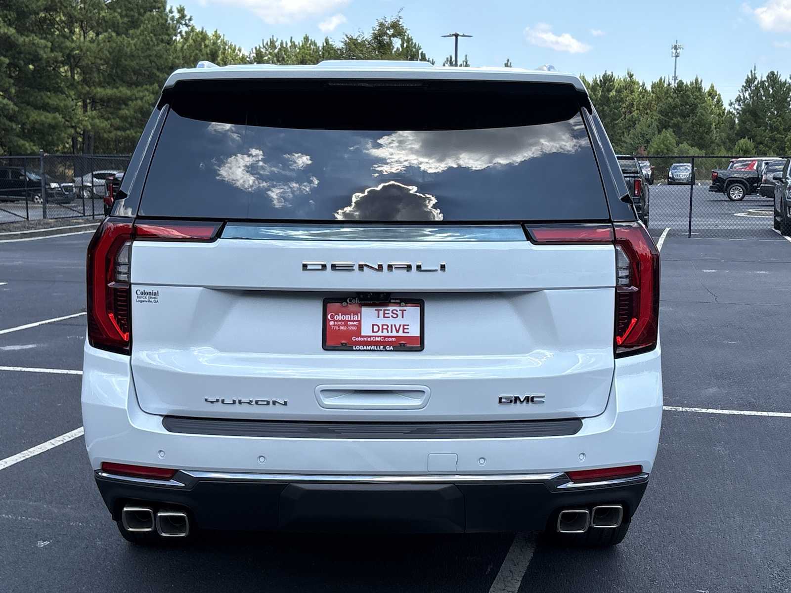 2026 GMC Yukon XL Denali Ultimate - Photo 22
