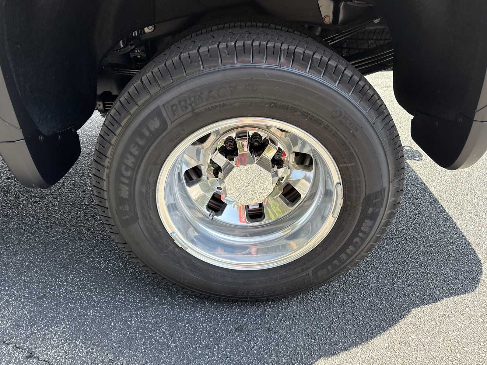 2025 GMC Sierra 3500HD Denali Ultimate - Photo 40