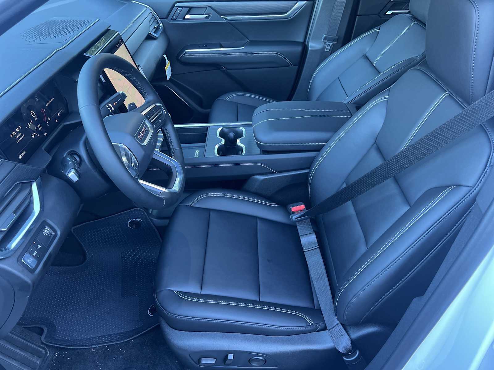 2026 GMC Acadia Elevation - Photo 17