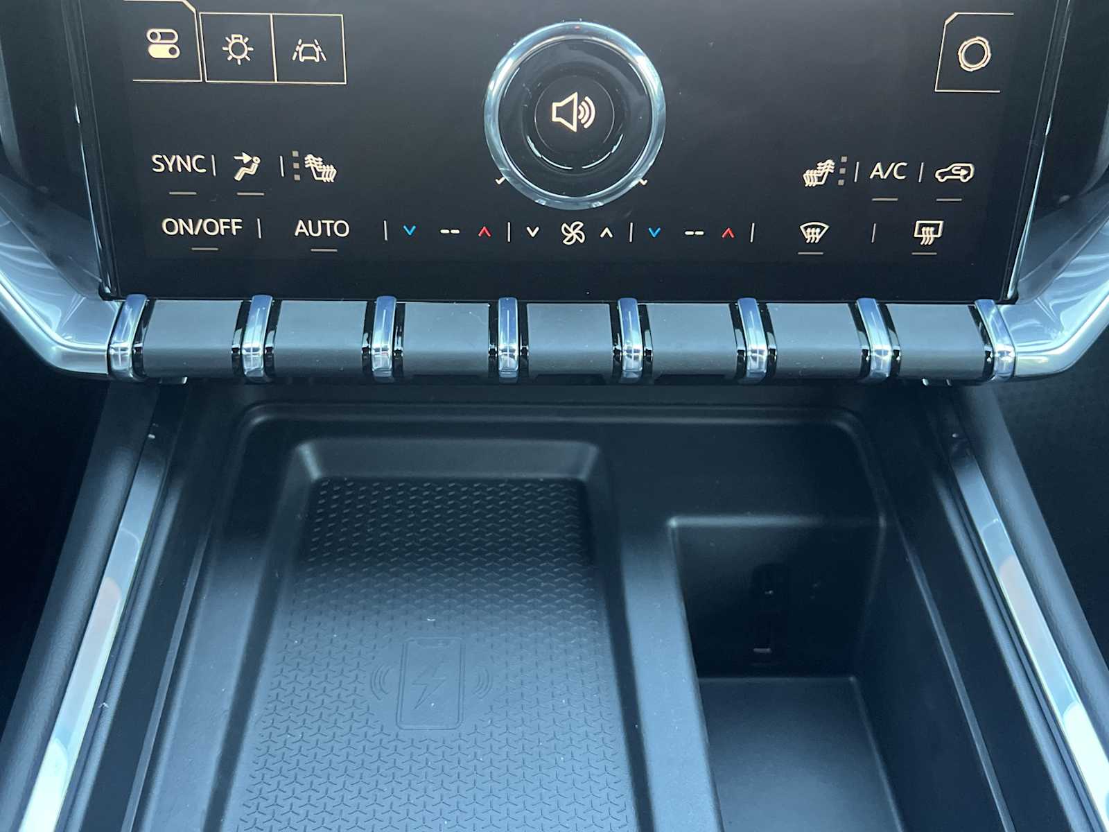 2026 GMC Acadia Elevation - Photo 7
