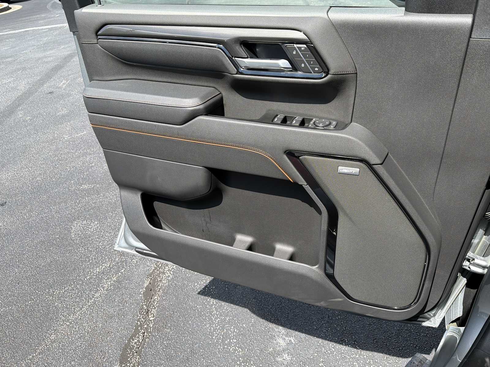 2026 GMC Sierra 2500HD AT4 - Photo 17
