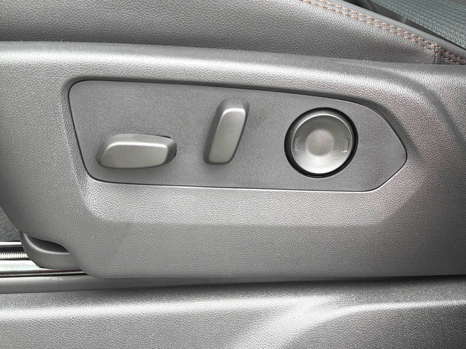 2026 GMC Sierra 2500HD AT4 - Photo 16