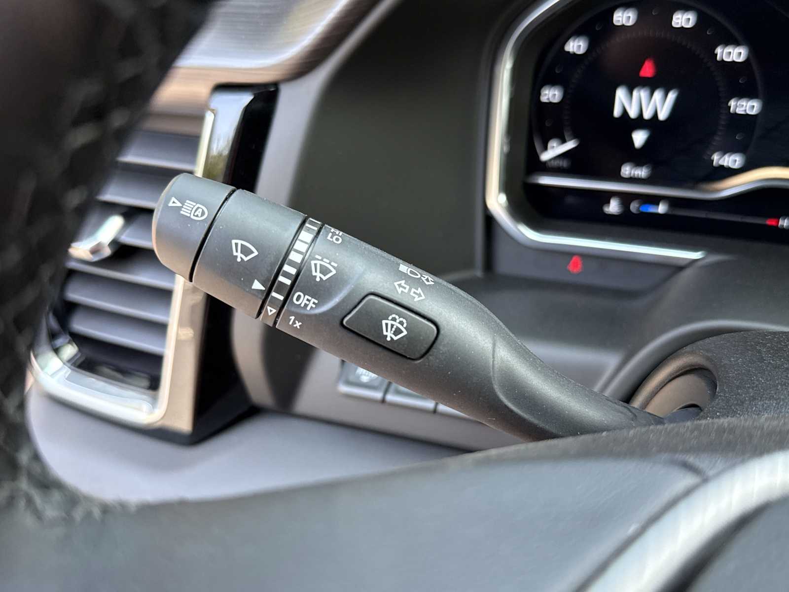 2025 GMC Sierra 3500HD Denali Ultimate - Photo 18