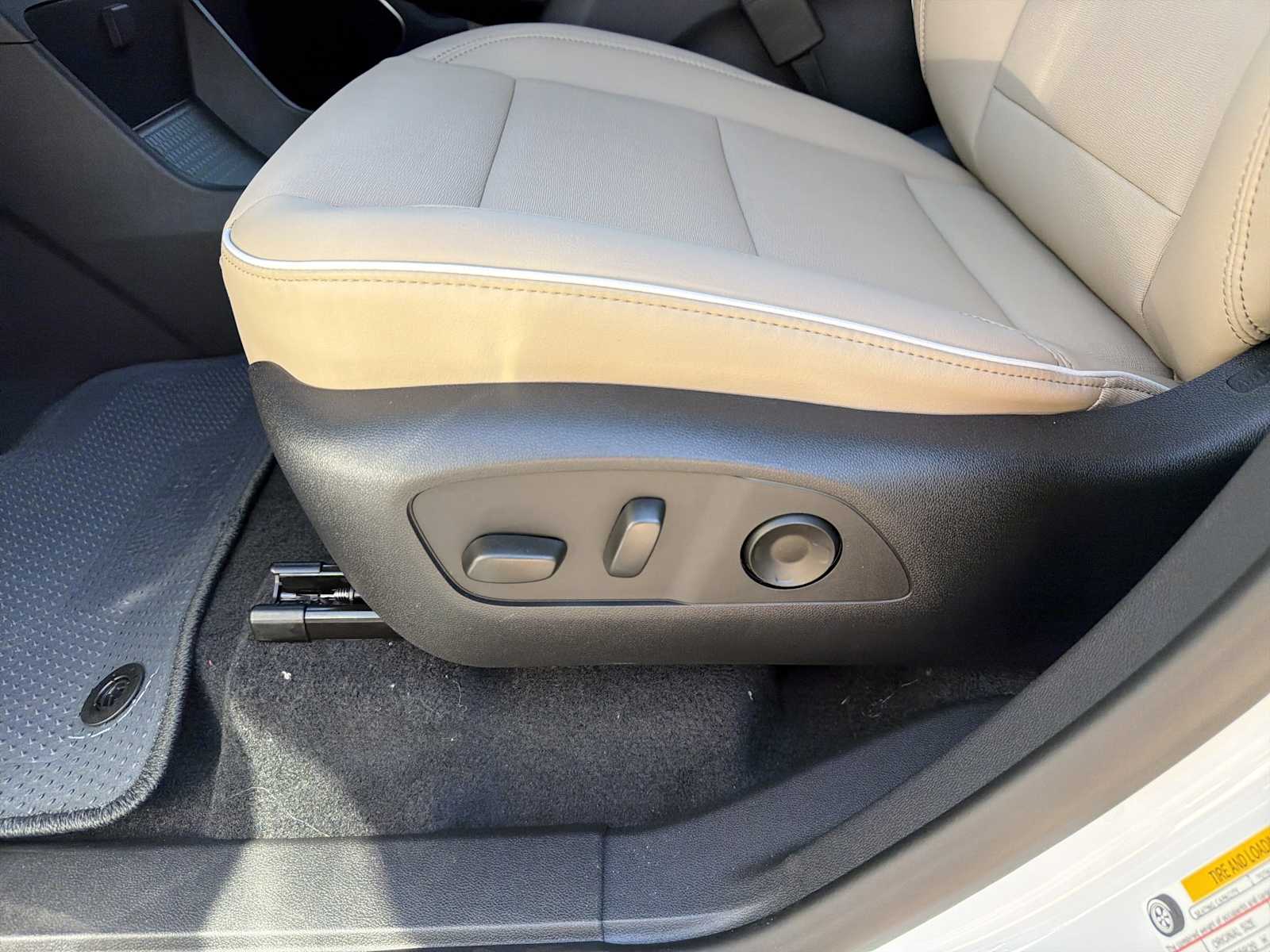 2026 Buick Enclave Preferred - Photo 19