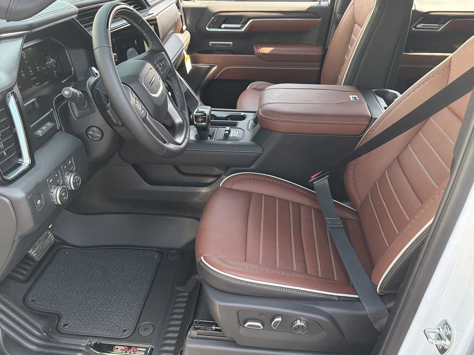 2026 GMC Sierra 1500 Denali Ultimate - Photo 18