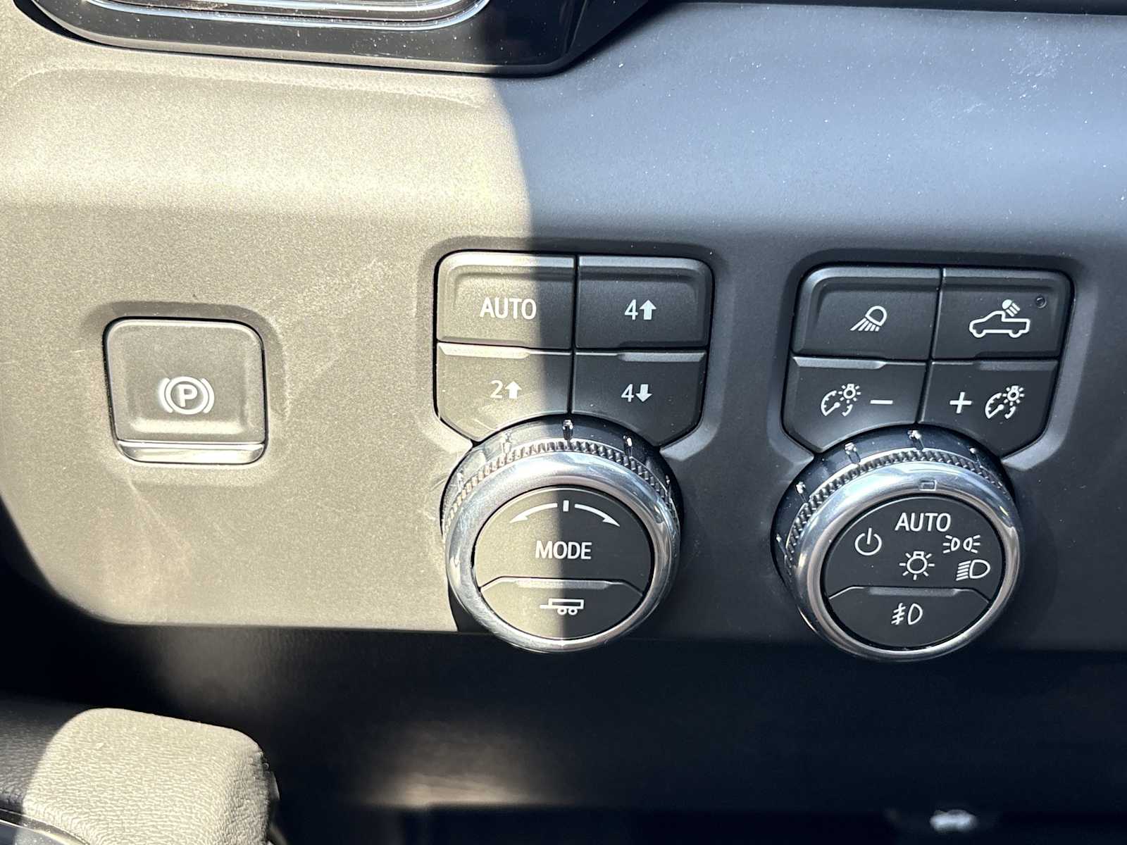 2026 GMC Sierra 2500HD AT4 - Photo 13