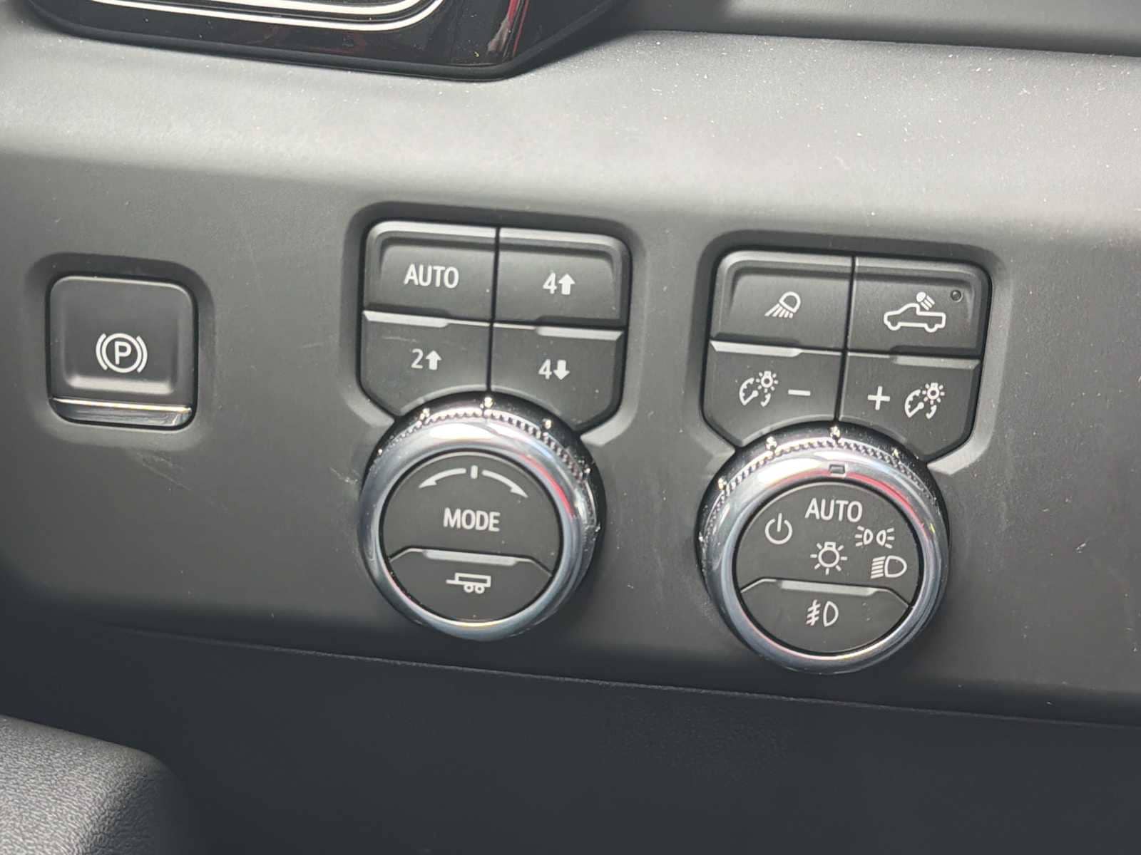 2026 GMC Sierra 2500HD AT4 - Photo 11