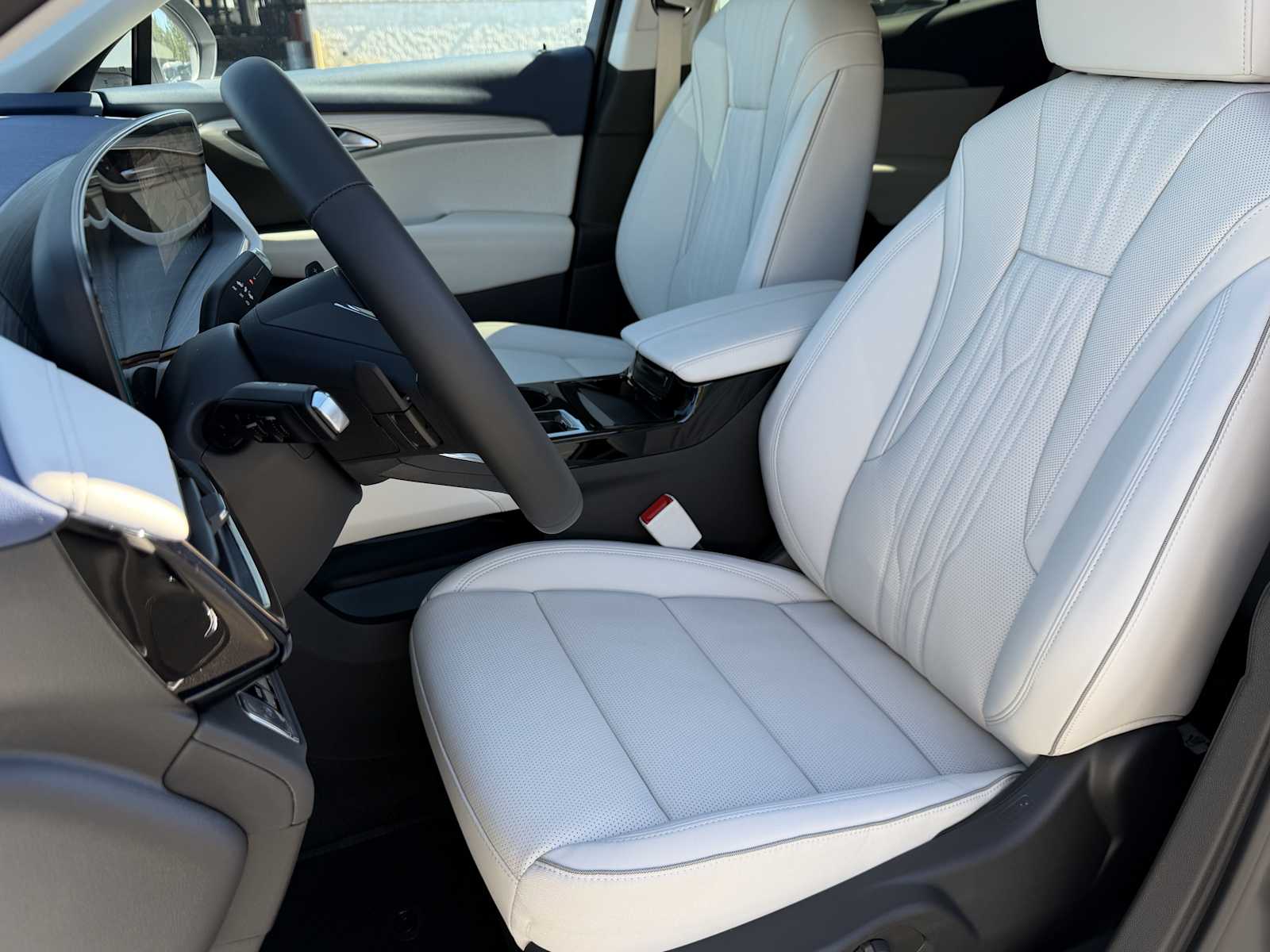 2026 Buick Envision Avenir - Photo 23