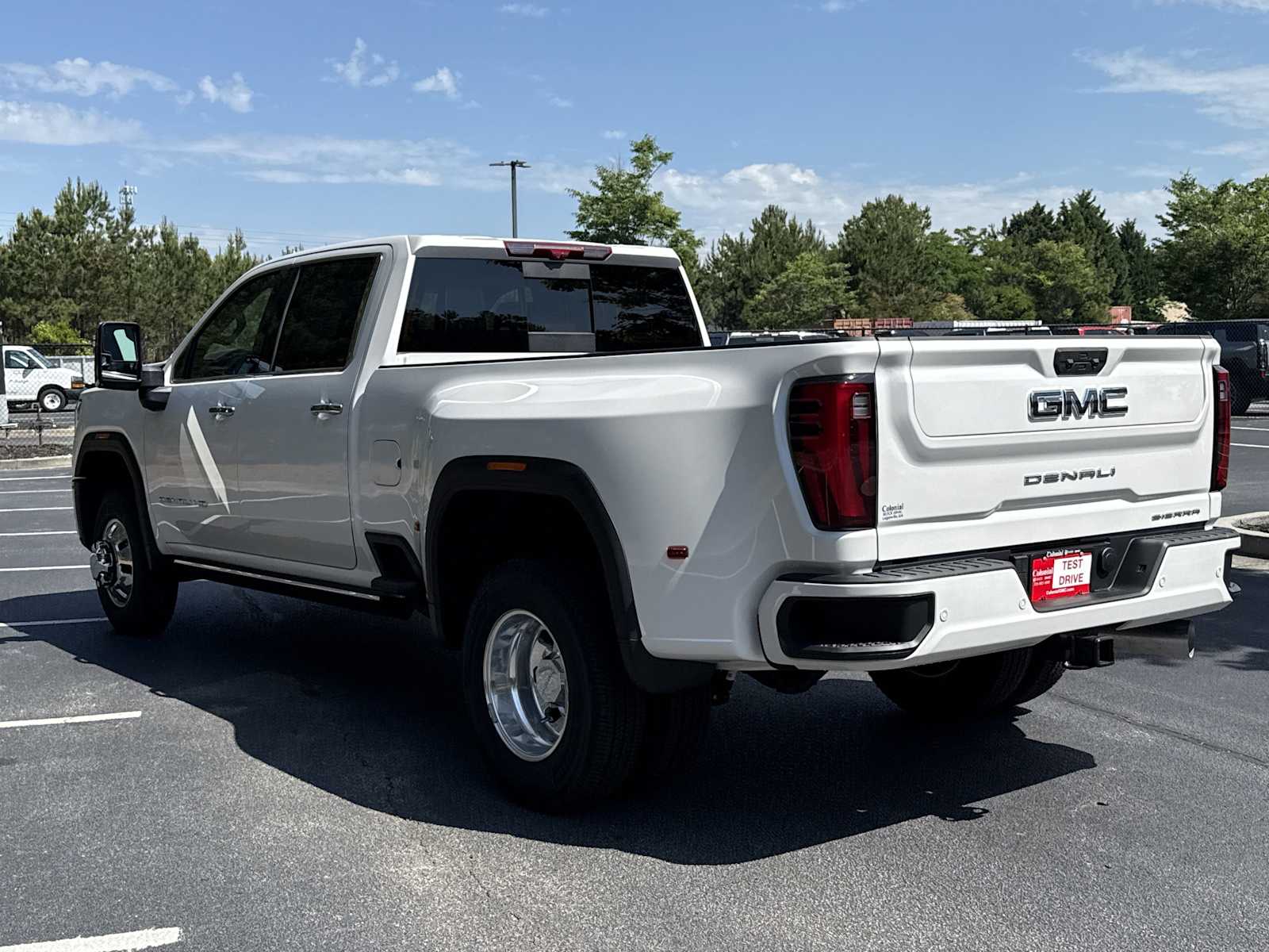 2025 GMC Sierra 3500HD Denali Ultimate - Photo 33