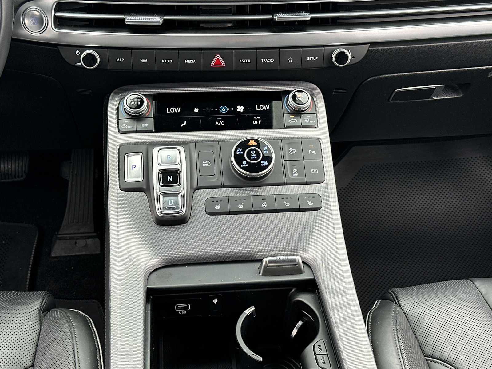 2023 Hyundai Palisade Calligraphy photo 3