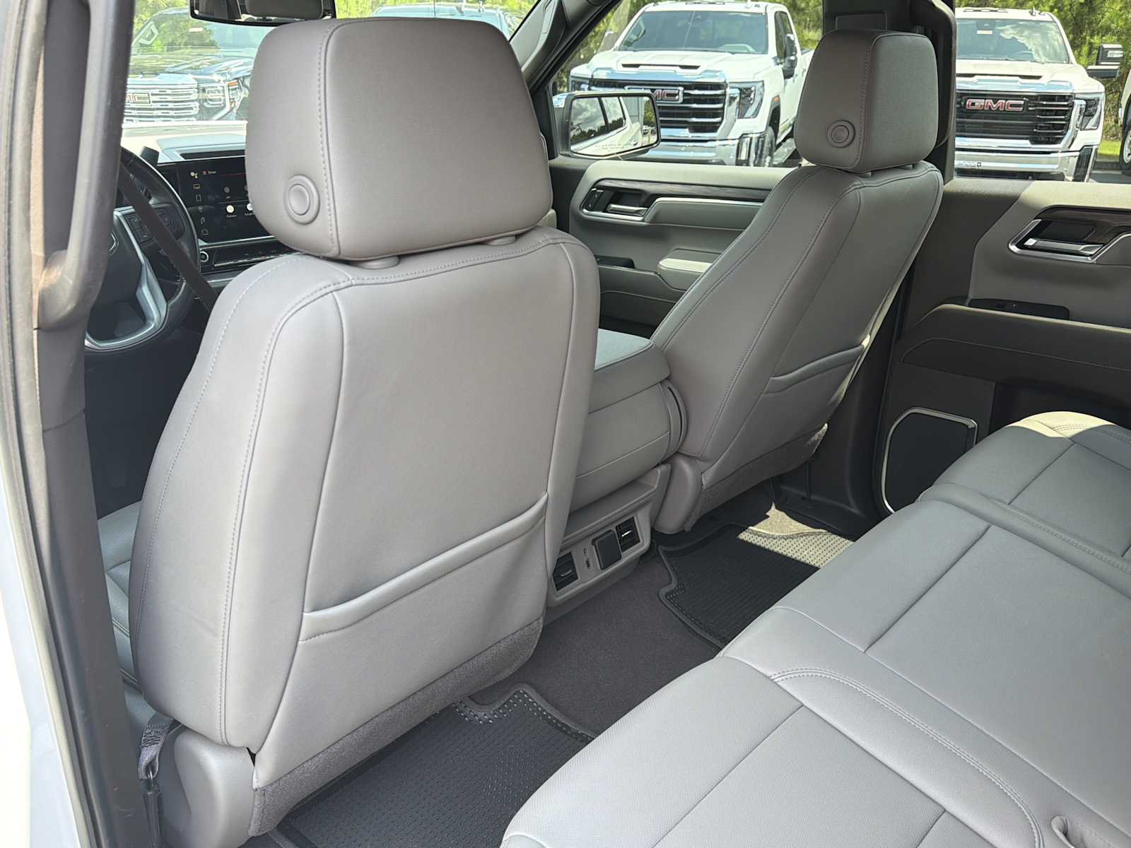 2022 GMC Sierra 1500 SLT - Photo 20