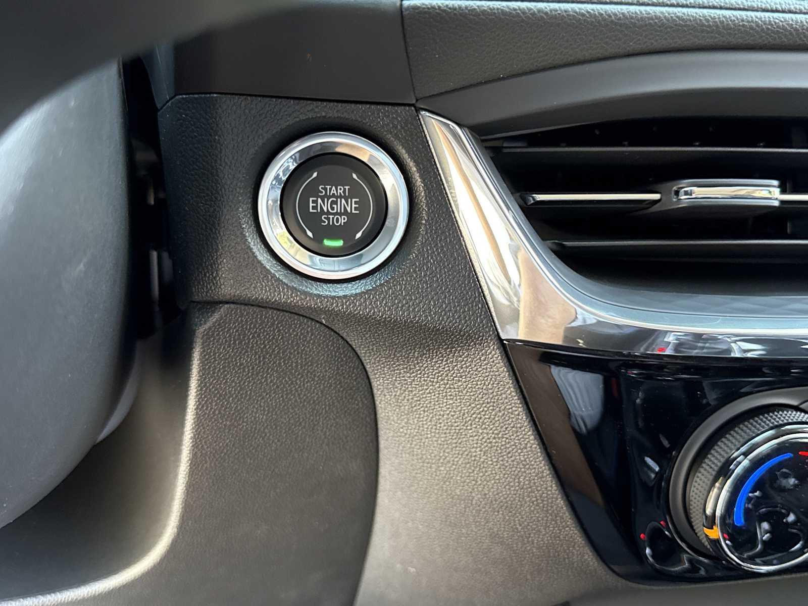 2026 Buick Encore GX Sport Touring - Photo 9