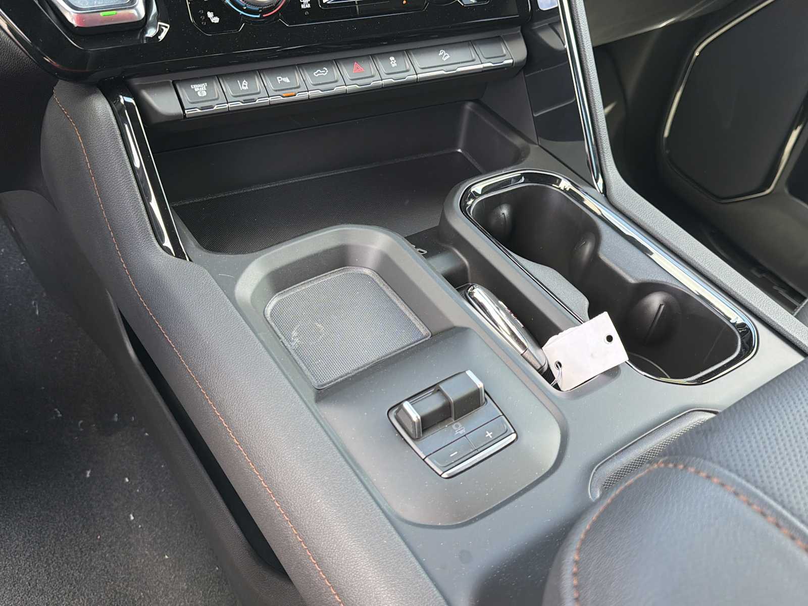 2026 GMC Sierra 2500HD AT4 - Photo 9