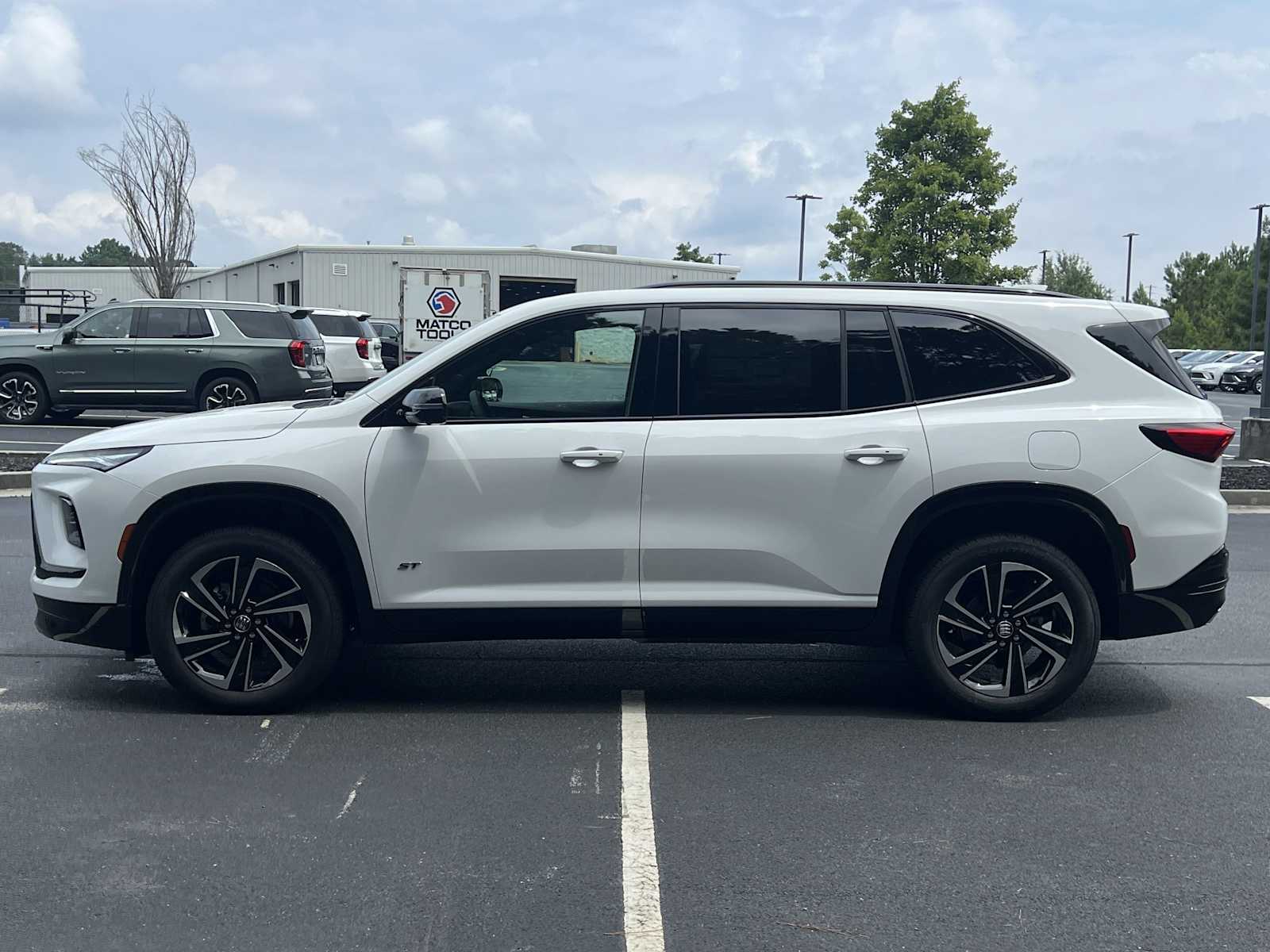 2026 Buick Enclave Sport Touring - Photo 27