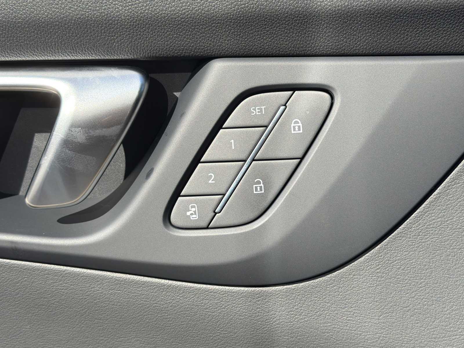2026 Buick Enclave Preferred - Photo 16