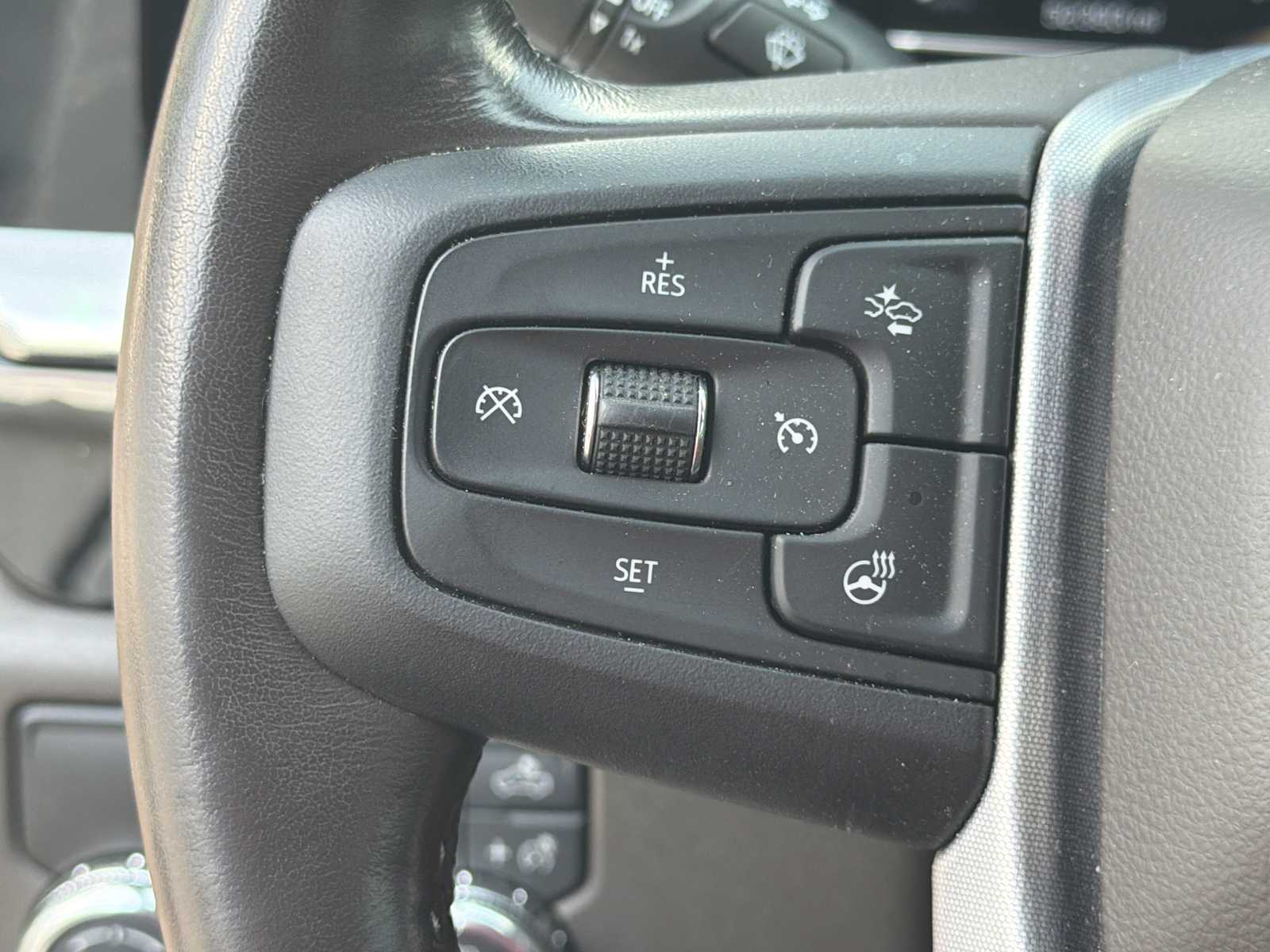 2022 GMC Sierra 1500 SLT - Photo 11