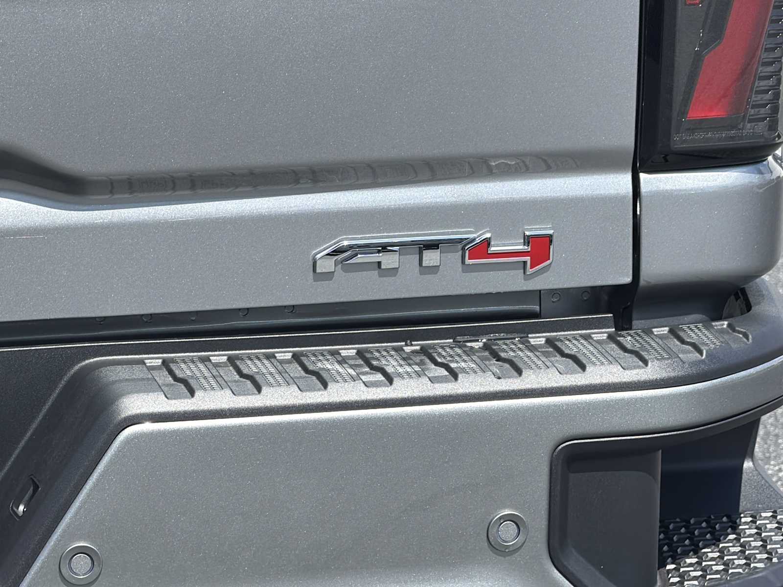 2026 GMC Sierra 2500HD AT4 - Photo 28