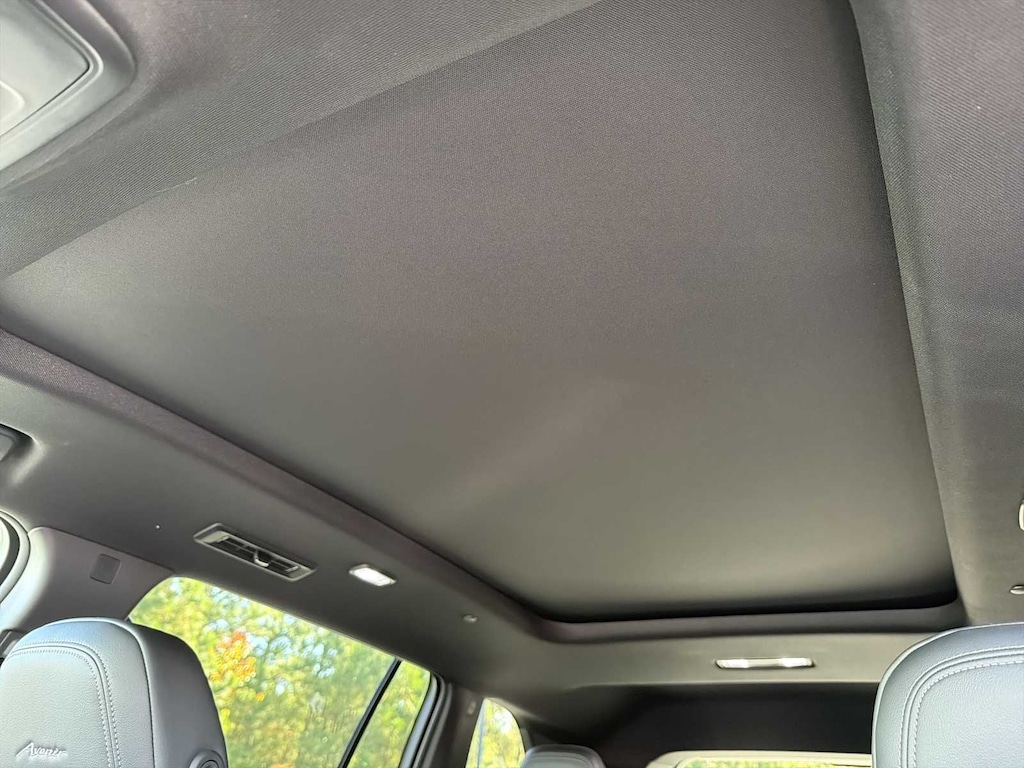 New 2026 Buick Enclave Avenir SUV