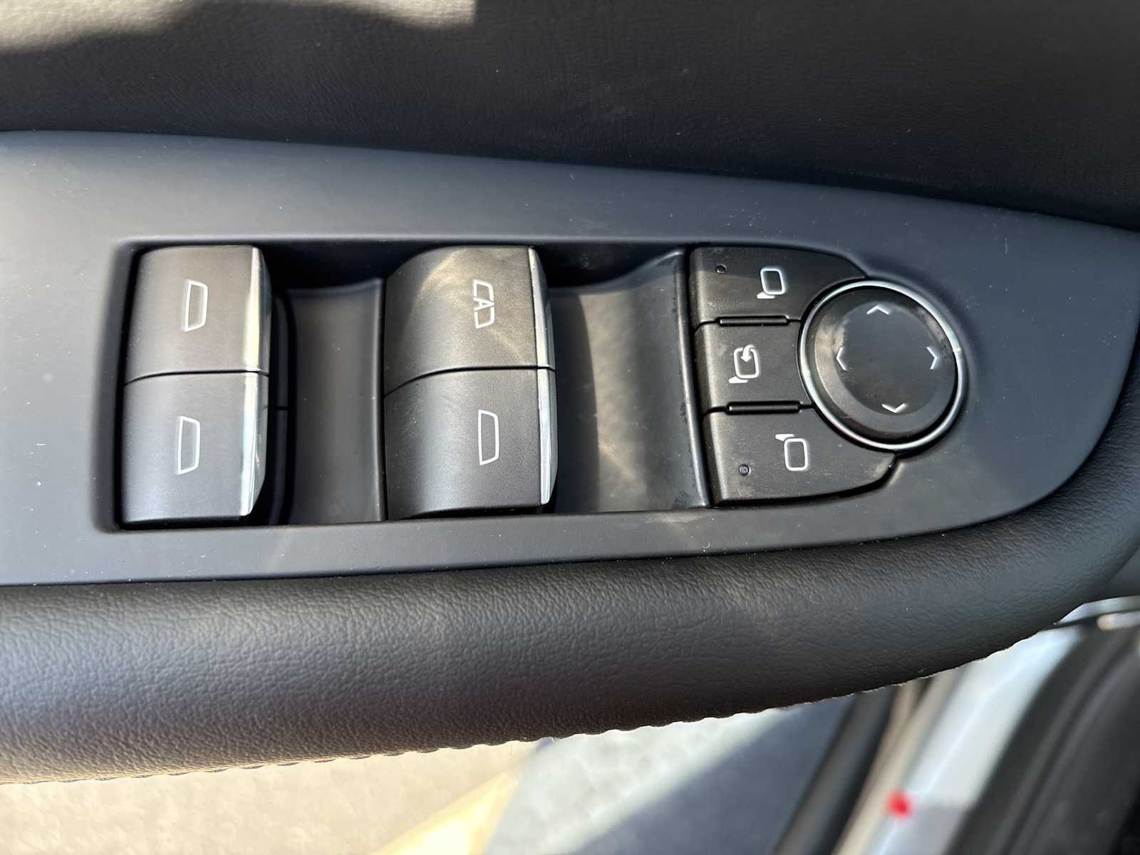 2027 Buick Enclave Sport Touring - Photo 16