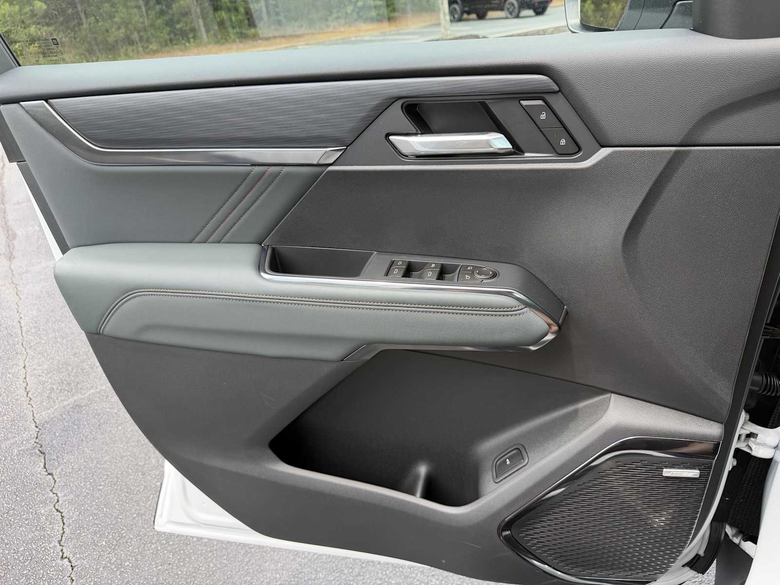 2026 GMC Acadia AT4 - Photo 15
