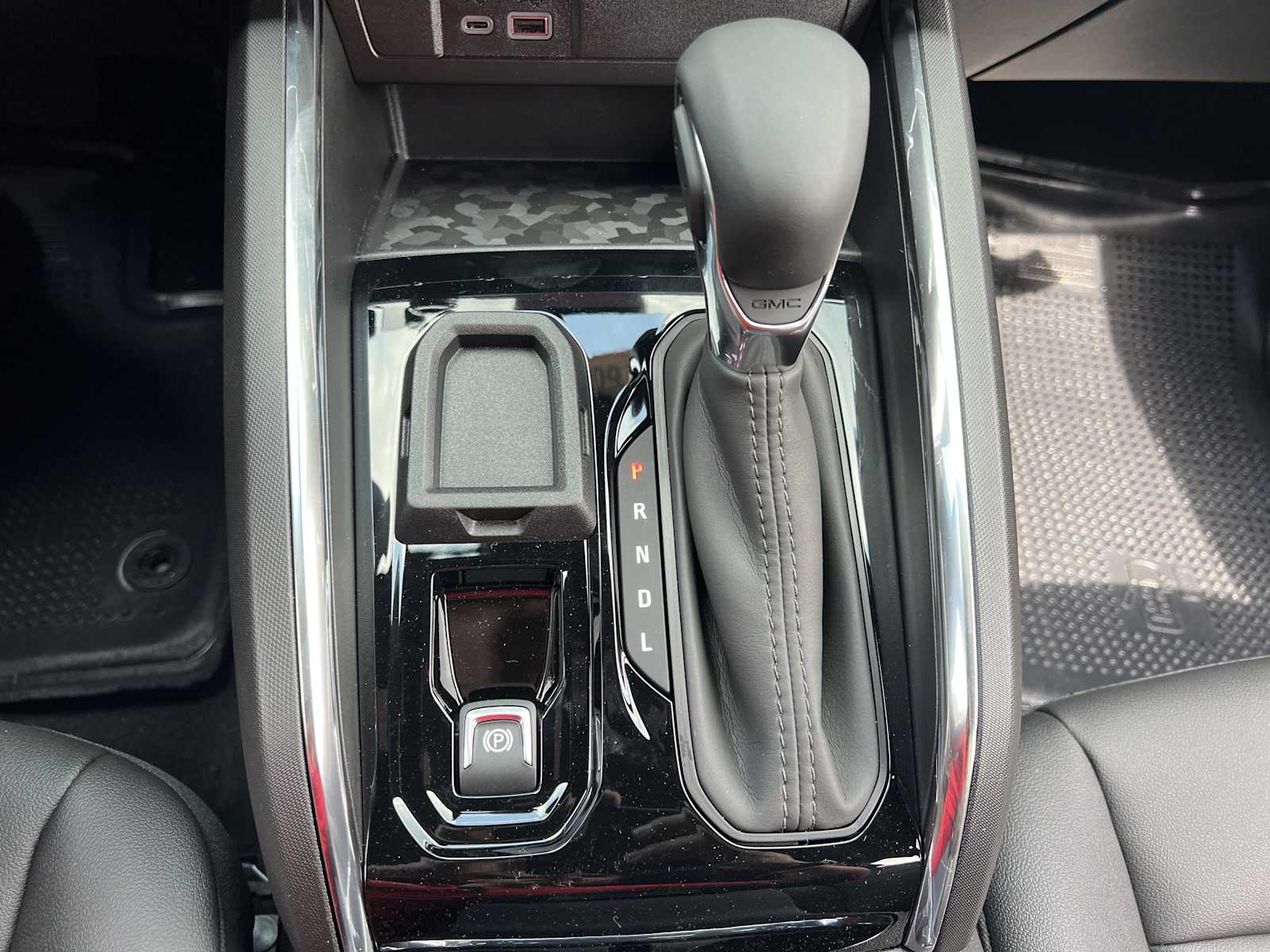 2026 GMC Canyon Elevation - Photo 8