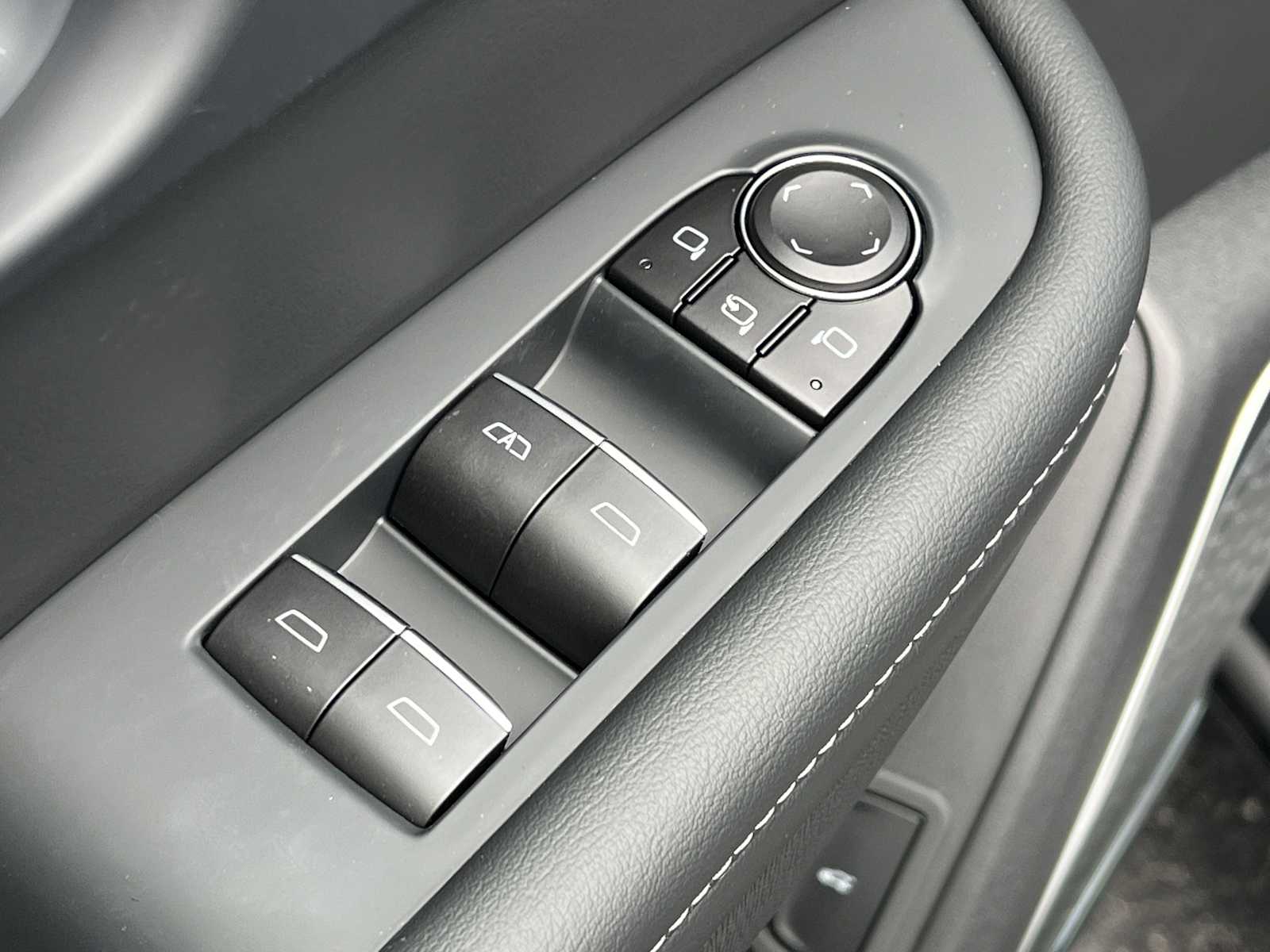 2026 Buick Enclave Sport Touring - Photo 19