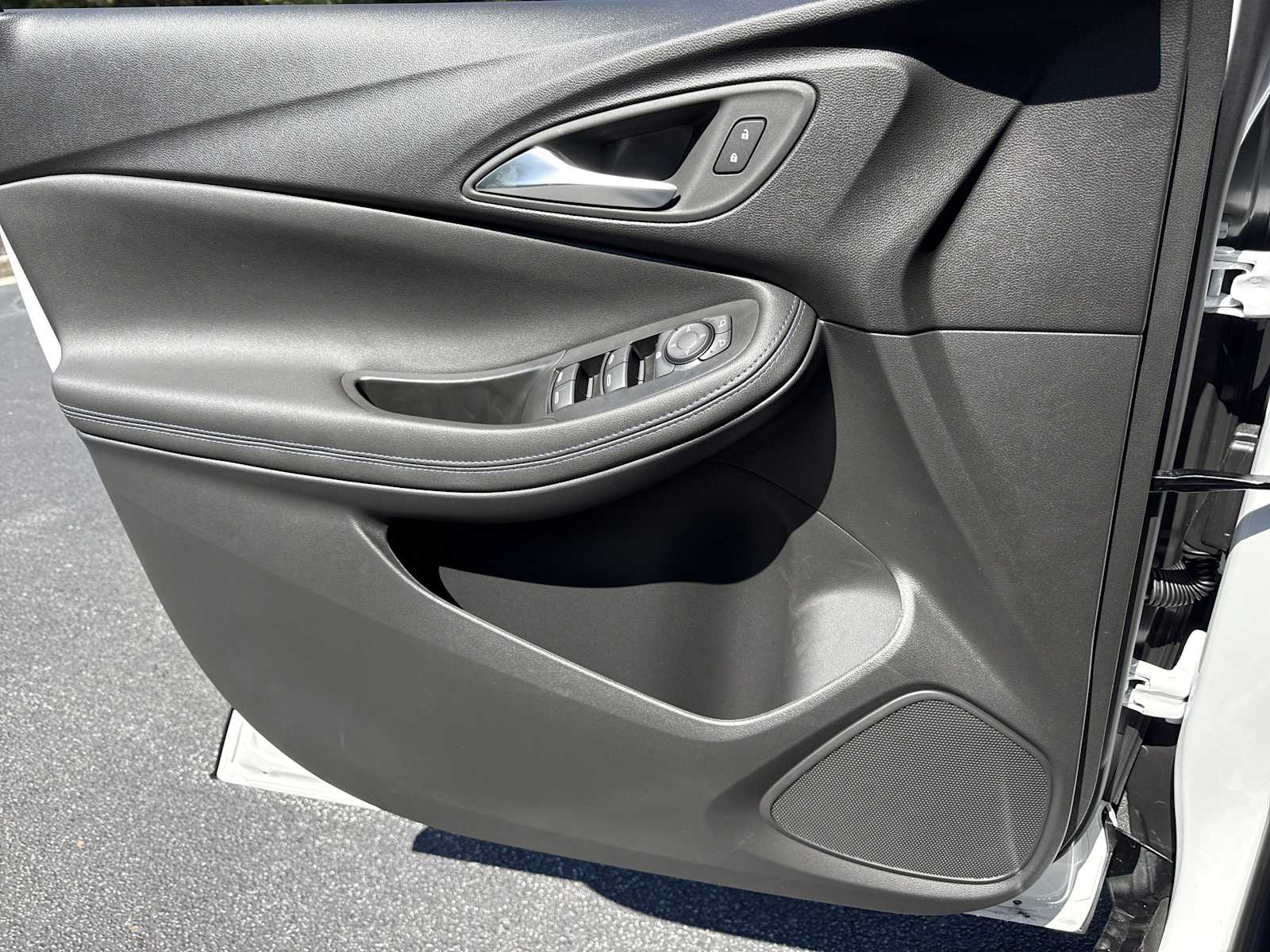 2026 Buick Encore GX Sport Touring - Photo 16