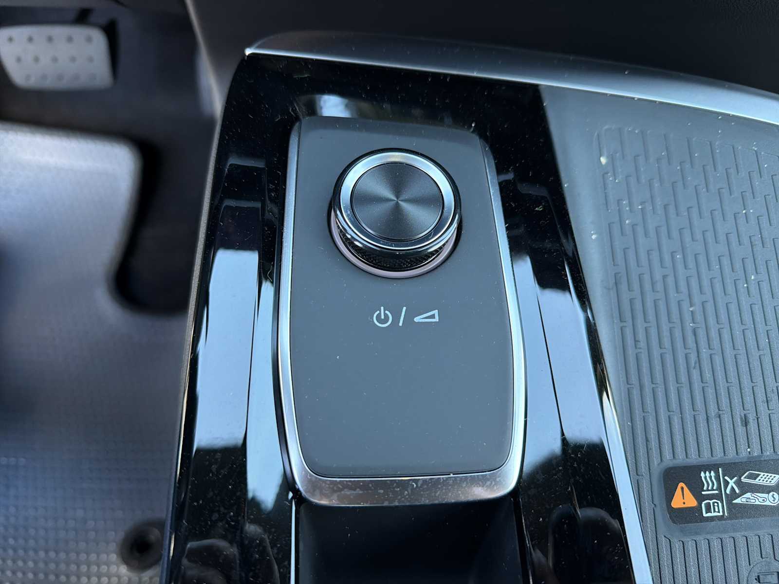 2026 Buick Enclave Sport Touring - Photo 10