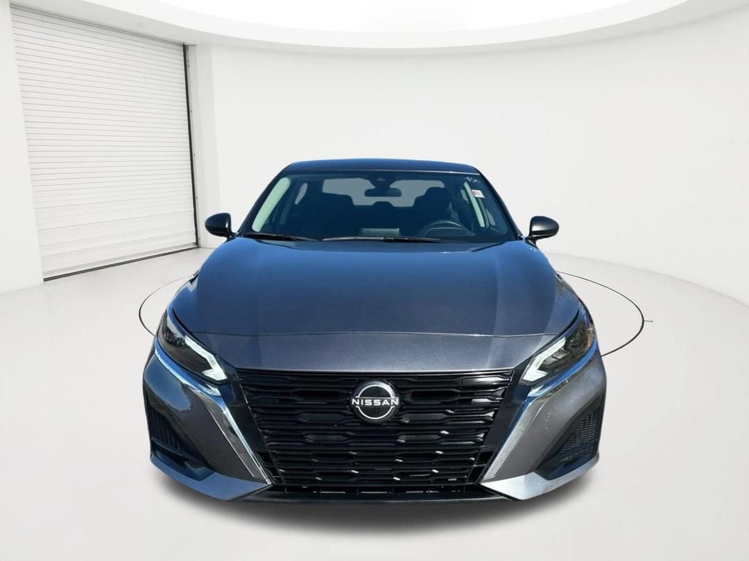 2024 Nissan Altima SV - Photo 2