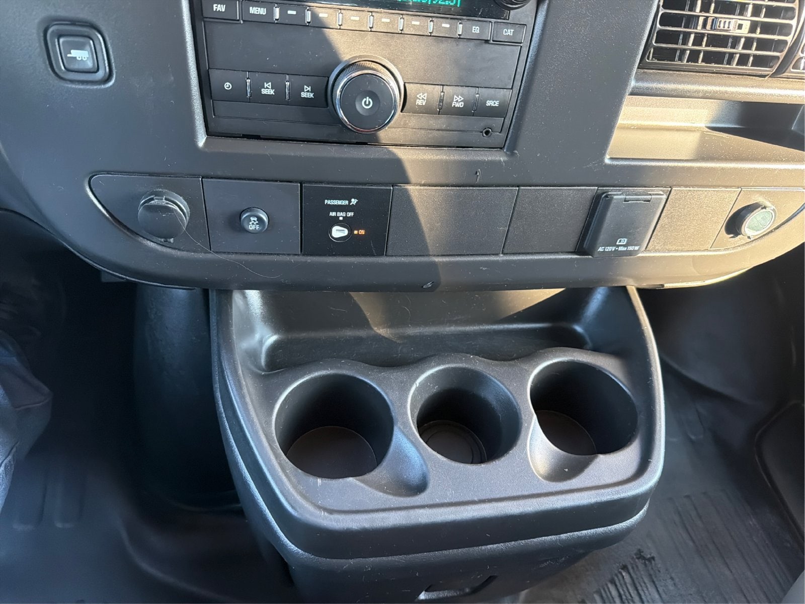 2025 GMC Savana Cargo Work Van - Photo 14
