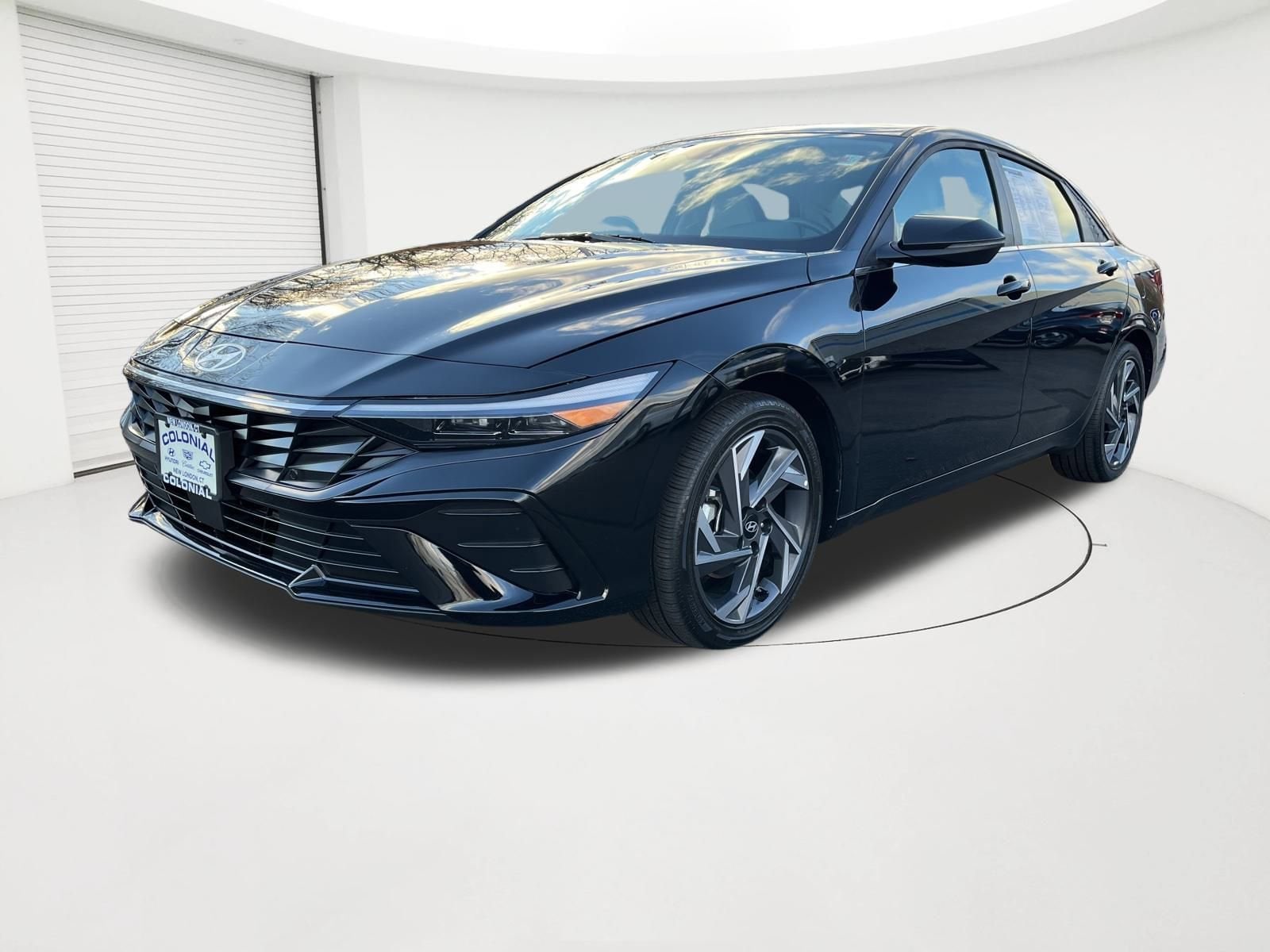 2025 Hyundai Elantra Limited's photo