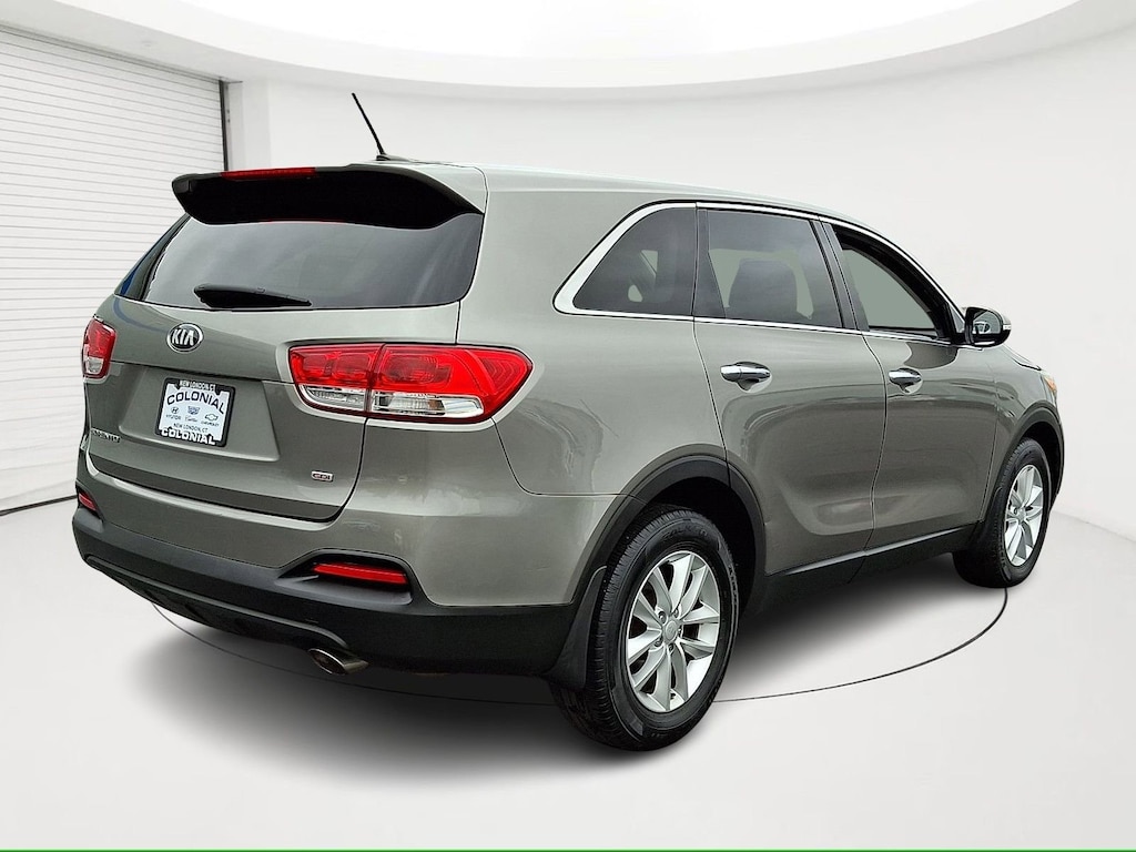 Used 2017 Kia Sorento L