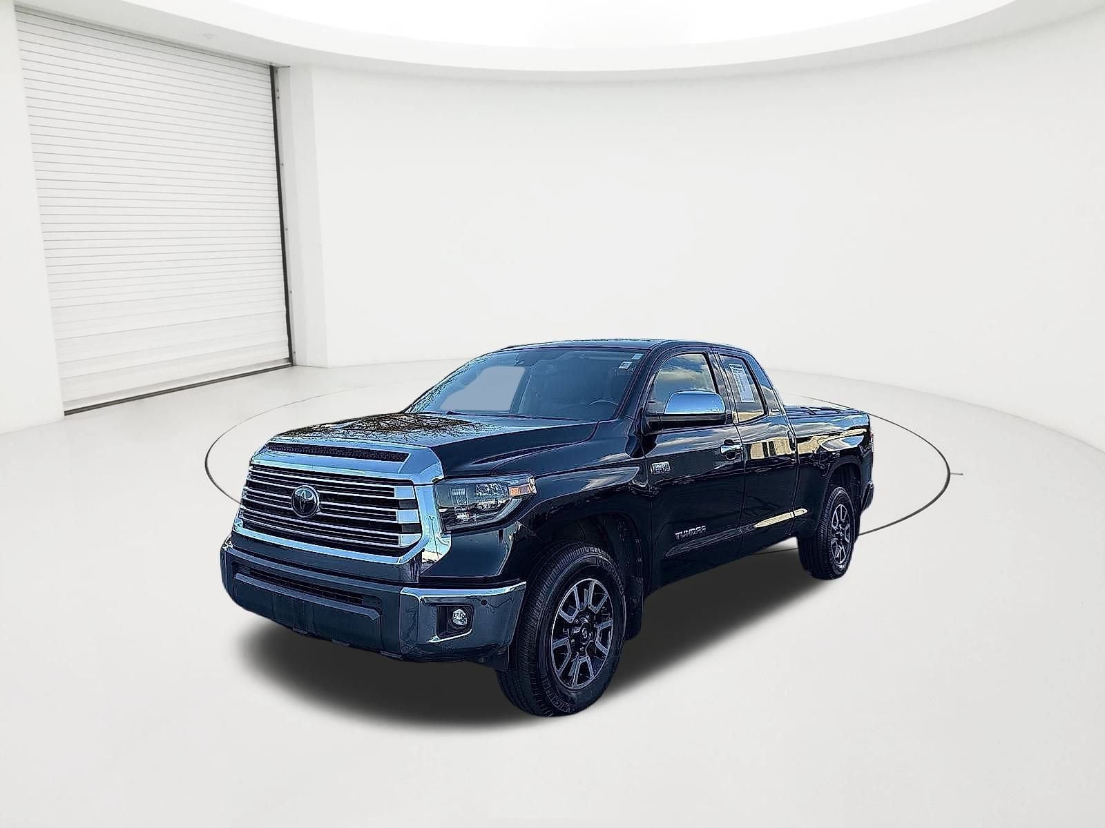 2019 Toyota Tundra Limited's photo