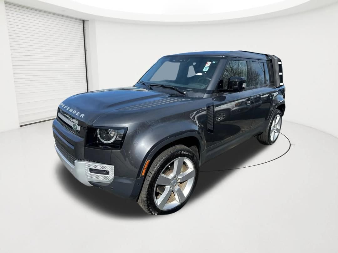 2024 Land Rover Defender 110 S P300's photo
