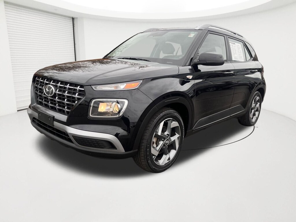 Used 2023 Hyundai Venue SEL