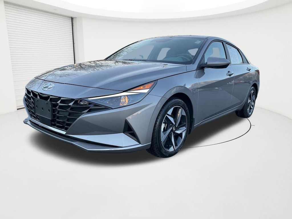 Used 2023 Hyundai Elantra SEL