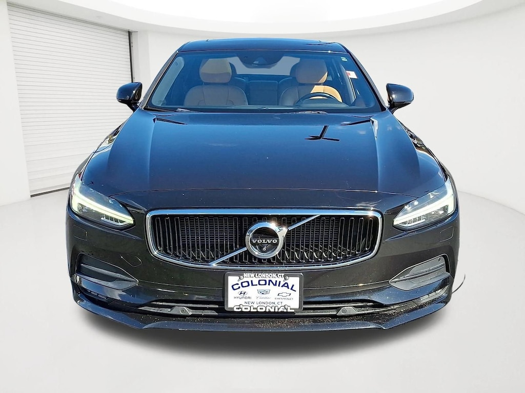 Used 2017 Volvo S90 Momentum