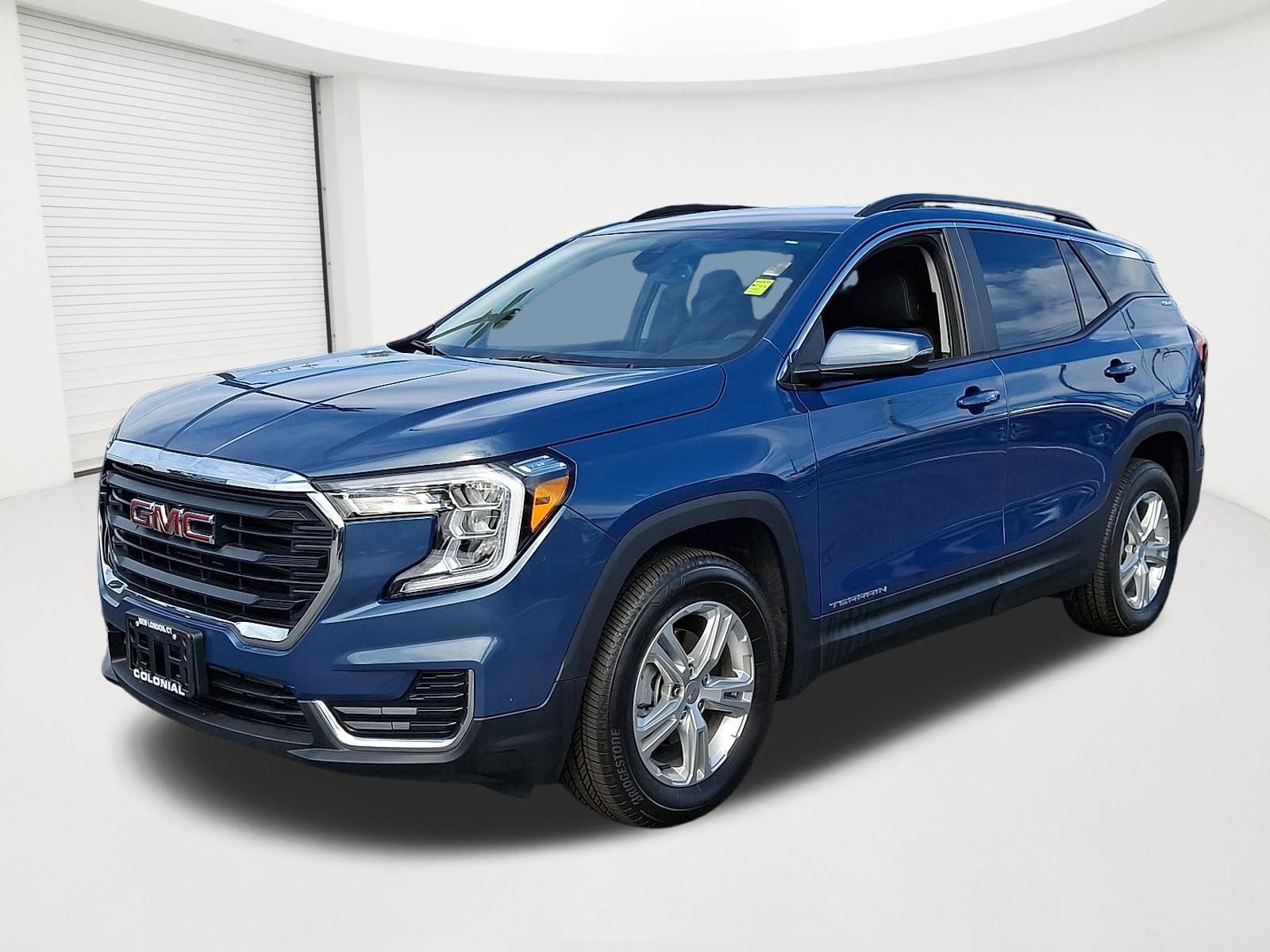 2024 GMC Terrain SLE's photo