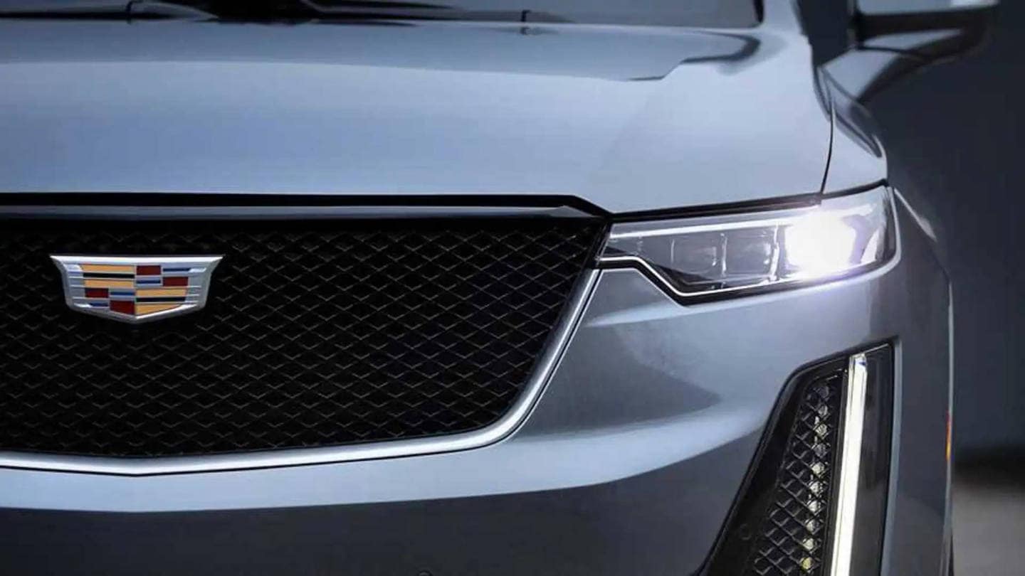 Cadillac close up of IntelliBeam Headlights