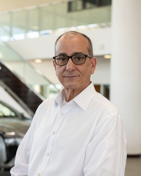 Staff member Enrico Simonelli from ID_43cd43851632
