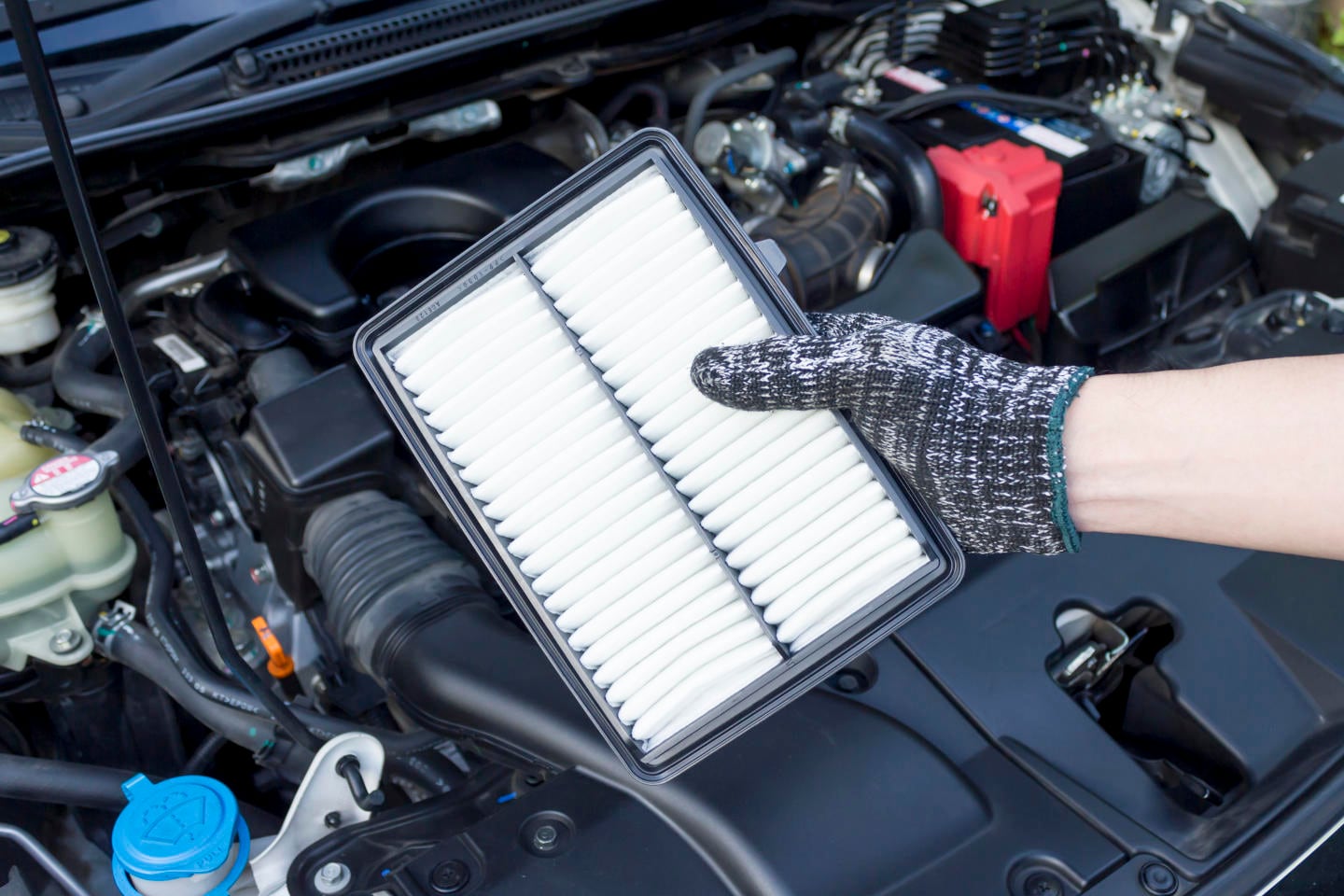 Changing an Engine air filter
