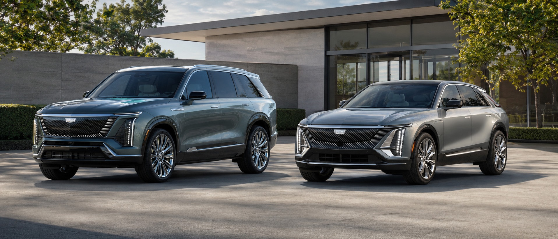 2026 Cadillac VISTIQ and Cadillac LYRIQ electric SUVs side by side